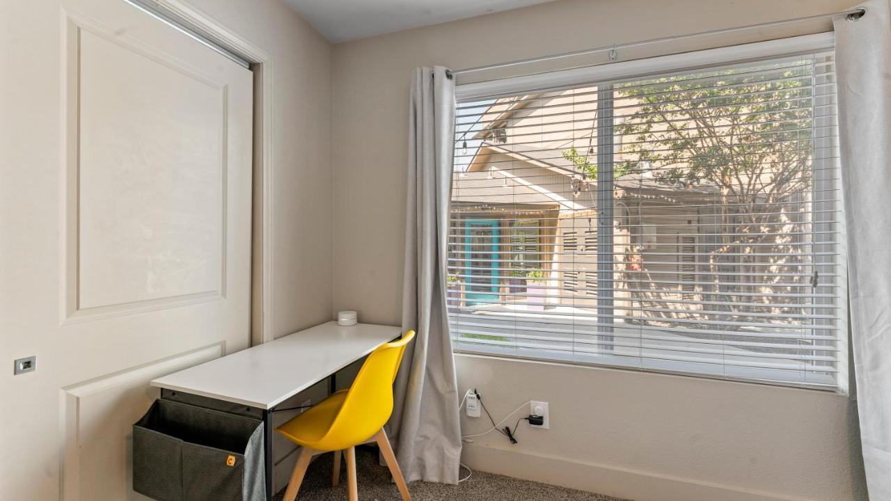 Extended Next To Downtown Appartement